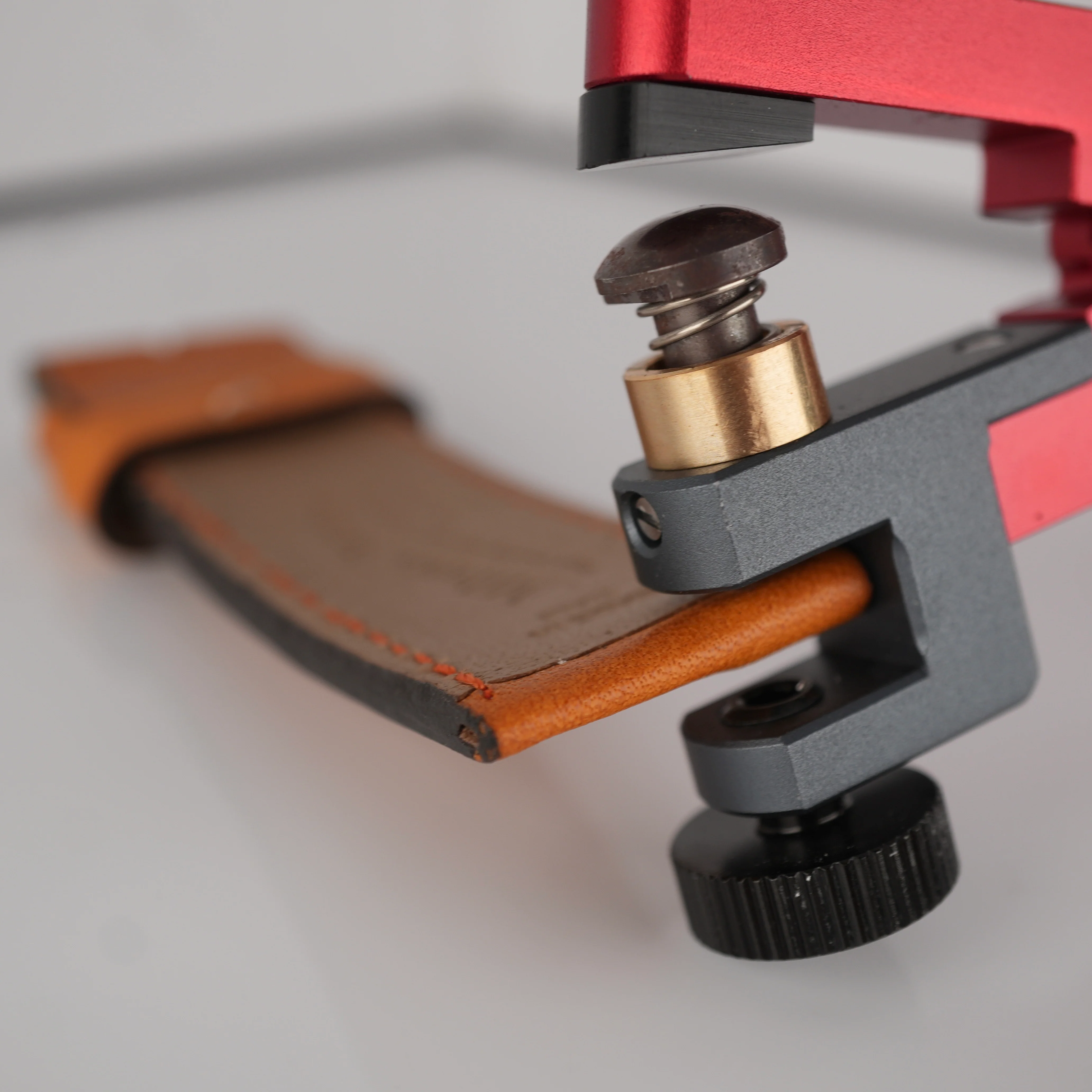 Professional Watch Strap Hole Punch Tool for Quick Release Spring Bars - Image 10