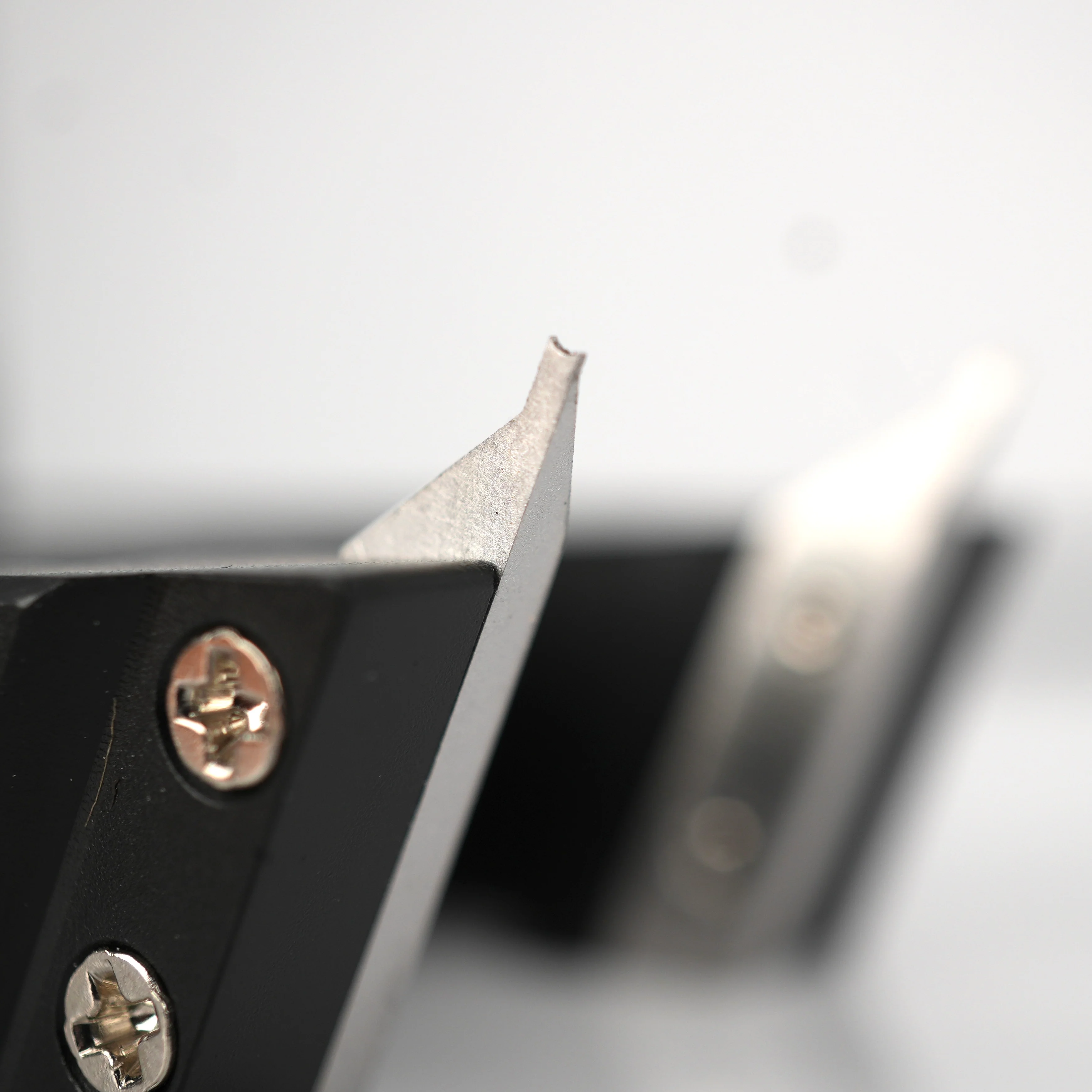 Dual Sided Watch Bracelet and Strap Removal Tool - Image 11